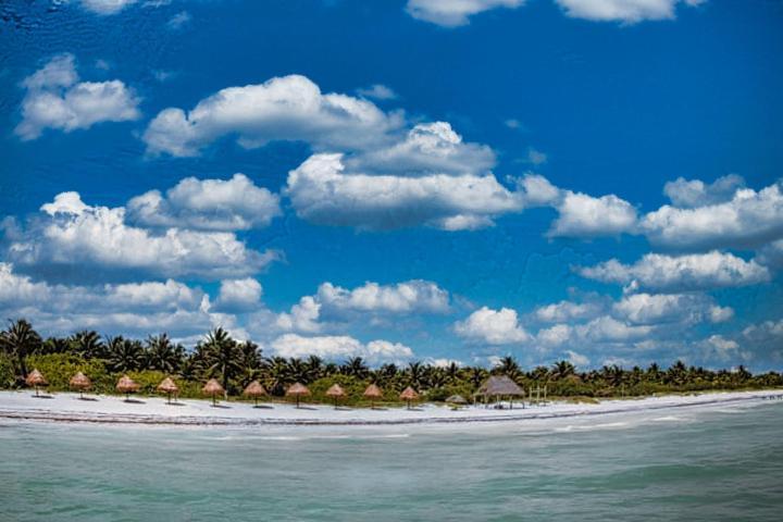 Beachfront Apartment Hacienda Dเอลกูโย ภายนอก รูปภาพ