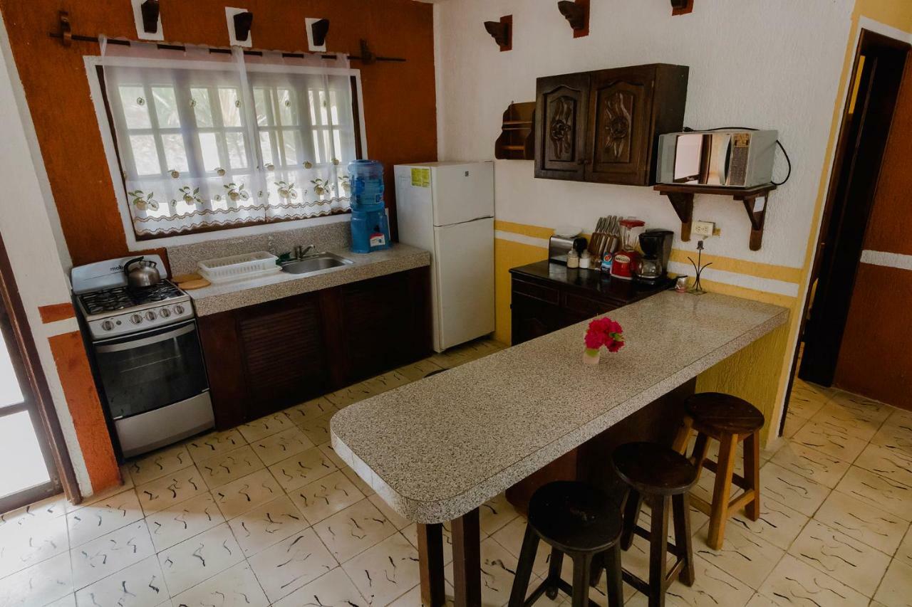 Beachfront Apartment Hacienda Dเอลกูโย ภายนอก รูปภาพ
